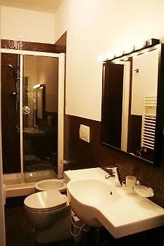 At Your Place Oda ve Kahvaltı 4*